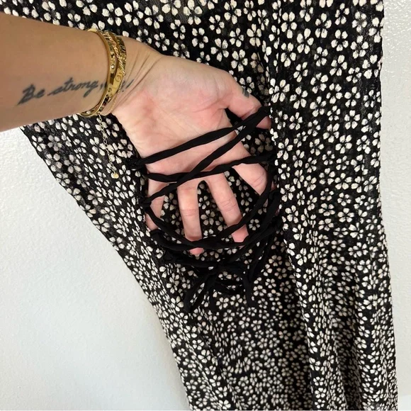 Urban Outfitters Floral Button Lace Corset-Back Black & White Sheer Mini Dress L - Picture 12 of 16